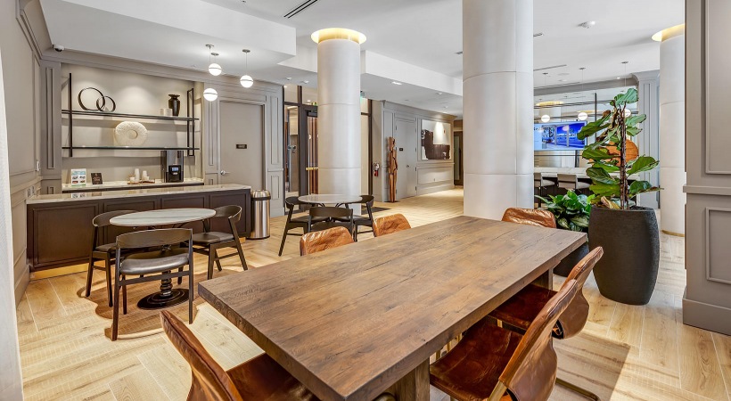 Co-Working Lounge in clubroom